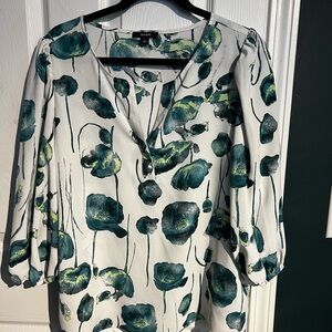 Alfani Green and White Poppy Print Blouse SZ L